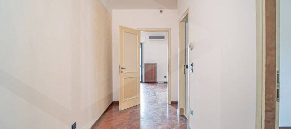 Apartamento de 3 habitaciónes en Bari, Italy No. 20293 16