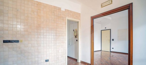 Apartamento de 3 habitaciónes en Bari, Italy No. 20293 47