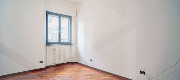 Apartamento de 3 habitaciónes en Bari, Italy No. 20293 13