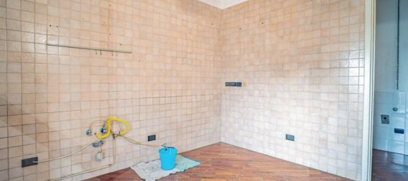 Apartamento de 3 habitaciónes en Bari, Italy No. 20293 44