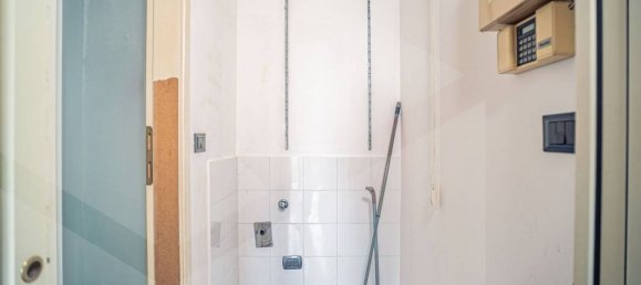 Apartamento de 3 habitaciónes en Bari, Italy No. 20293 49