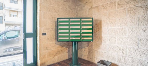 Apartamento de 3 habitaciónes en Bari, Italy No. 20293 30