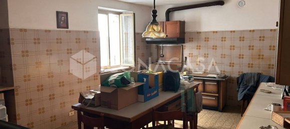 5-Zimmer Gebäude in Negrar, Italy, Nr. 364008 6