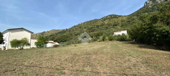 Земельный участок 3165м² в Кассино, Италия № 104139 8