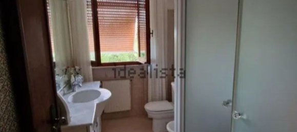 6 rooms House in Carrara, Italy No. 50910 19