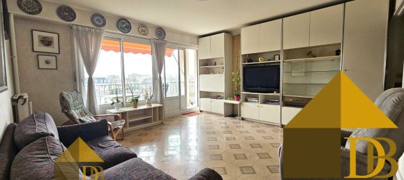 3 bedrooms Apartment in Maisons-Alfort, France No. 170464 6