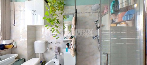 4 rooms Apartment in Turin, Italy No. 137220 6