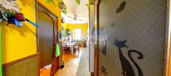 4 rooms Apartment in Turin, Italy No. 137220 10