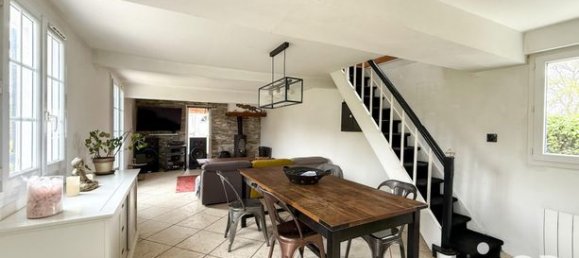 2 bedrooms House in Eure, France No. 310671 2