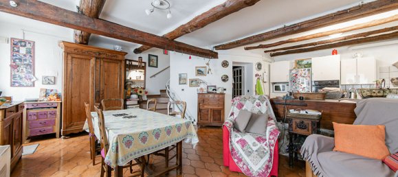 2 bedrooms House in Rousset, France No. 345924 5