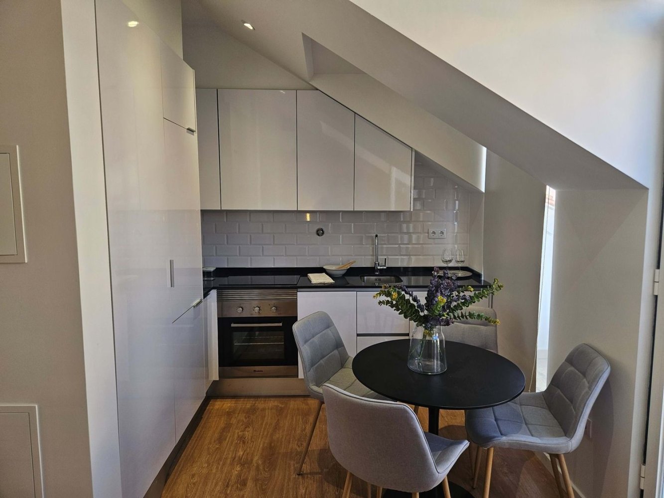 Apartamento de 2 dormitorios en Lisbon, Portugal No. 186452