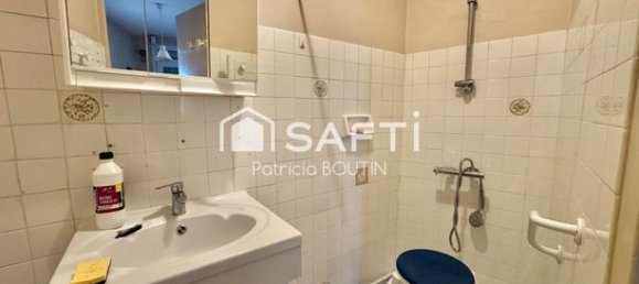 2 bedrooms House in Deux-Sevres, France No. 310681 8