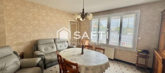 2 bedrooms House in Deux-Sevres, France No. 310681 3