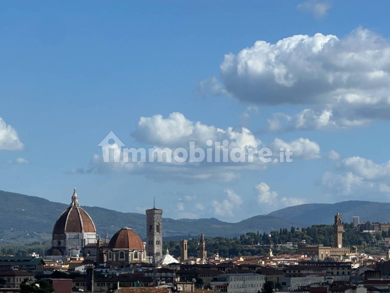 2 bedrooms Apartment in Florence, Italy No. 375633