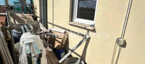 2 bedrooms Apartment in Florence, Italy No. 375633 14