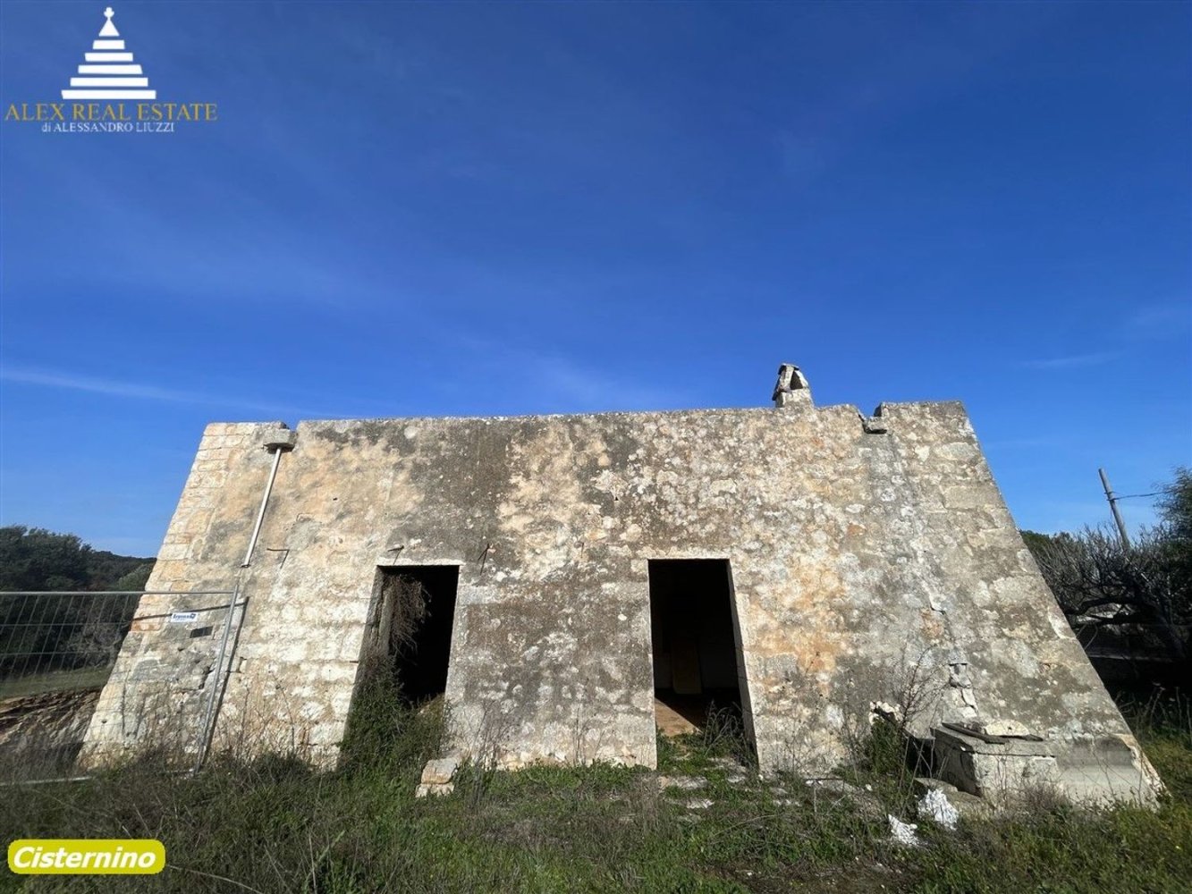 Casa de 2 habitaciónes en Cisternino, Italy No. 80219