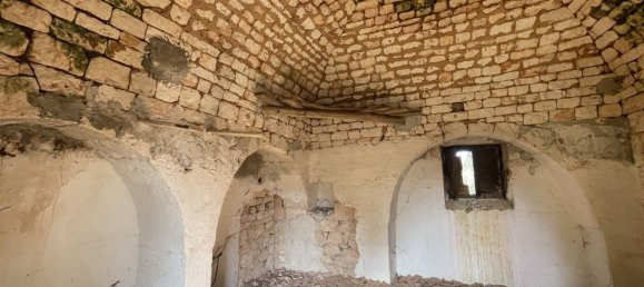 Casa de 2 habitaciónes en Cisternino, Italy No. 80219 21