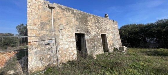 Casa de 2 habitaciónes en Cisternino, Italy No. 80219 10