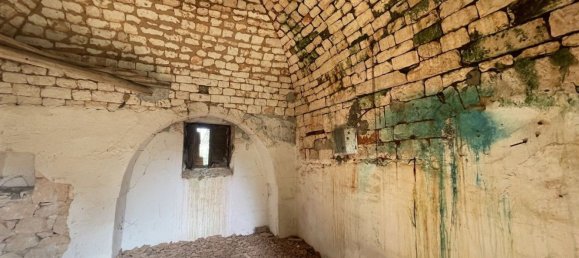 Casa de 2 habitaciónes en Cisternino, Italy No. 80219 22