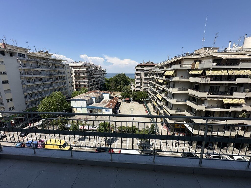 2 bedrooms Apartment in Thessaloniki, Greece No. 2150