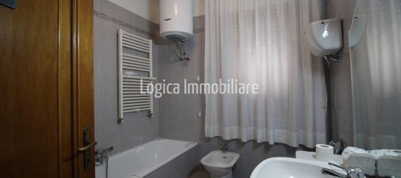 8 bedrooms House in Chiusi, Italy No. 323838 15