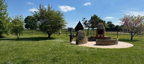 4 bedrooms House in Pont-Audemer, France No. 299149 2