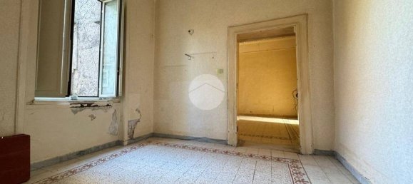 1 Schlafzimmer Wohnung in Naples, Italy, Nr. 210929 4