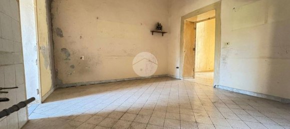 1 Schlafzimmer Wohnung in Naples, Italy, Nr. 210929 8