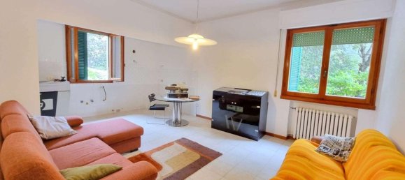14 rooms Villa in Vinci, Italy No. 123222 3