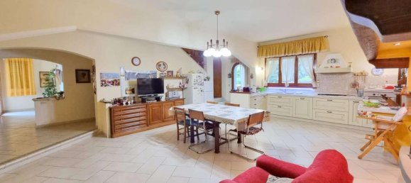 14 rooms Villa in Vinci, Italy No. 123222 20