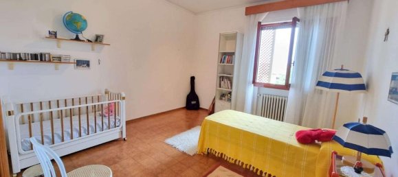 14 rooms Villa in Vinci, Italy No. 123222 7