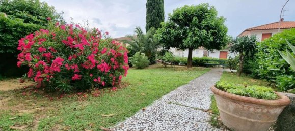 14 rooms Villa in Vinci, Italy No. 123222 15