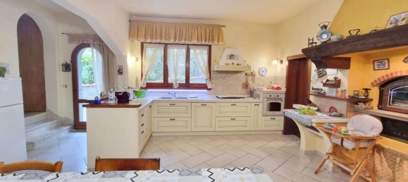 14 rooms Villa in Vinci, Italy No. 123222 19