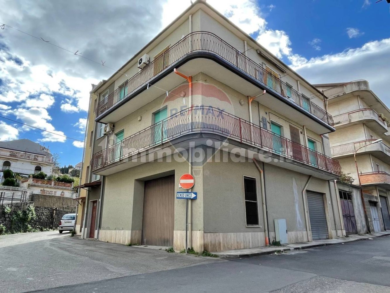 Apartamento de 2 dormitorios en Francavilla di Sicilia, Italy No. 321011