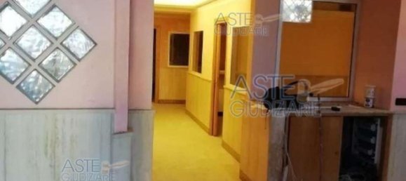 5 rooms Apartment in Rome, Italy No. 292290 33