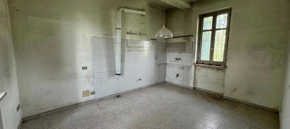 2 bedrooms House in Mortara, Italy No. 140961 2