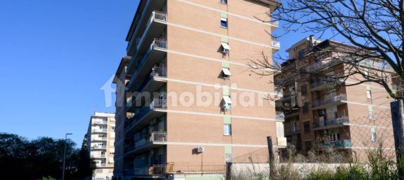 2 Schlafzimmer Wohnung in Rome, Italy, Nr. 337399 3