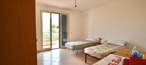 6 chambres Maison à Messina, Italy No. 339680 8