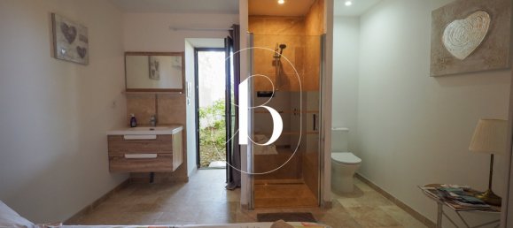 6 bedrooms House in Uzes, France No. 293697 9