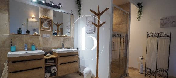 6 bedrooms House in Uzes, France No. 293697 12