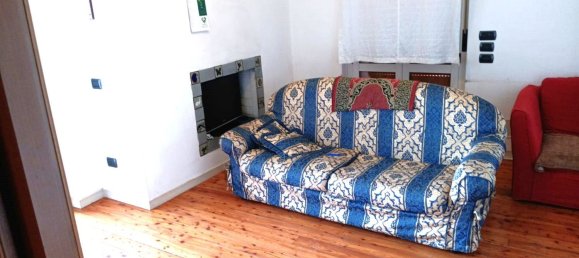 6 bedrooms Penthouse in Gualdo Cattaneo, Italy No. 342935 17