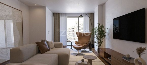 578m² Commercial property in Funchal, Portugal No. 83464 9