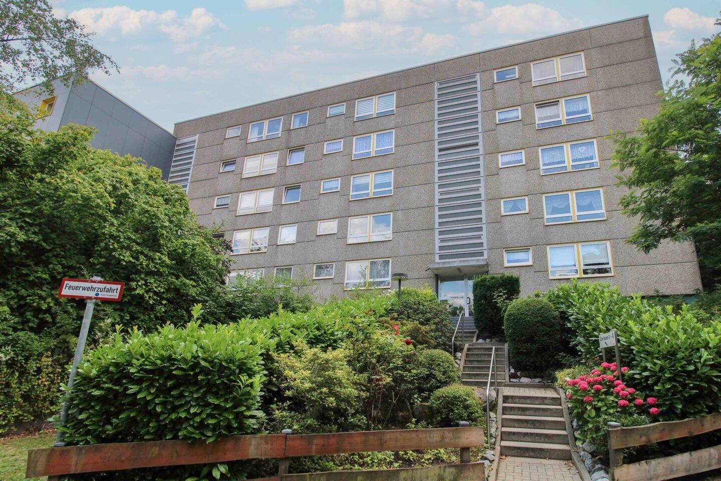 Apartamento de 2 dormitorios en Wuppertal, Germany No. 280721