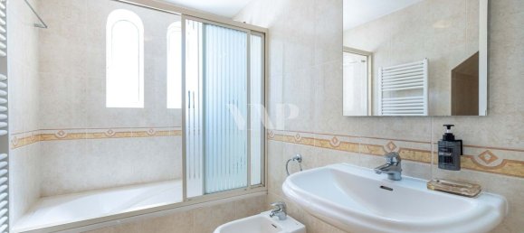 Casa de 5 dormitorios en Quarteira, Portugal No. 136671 27