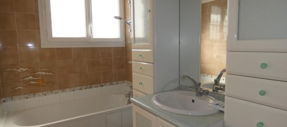 Villa de 3 dormitorios en Occitanie, France No. 337282 9