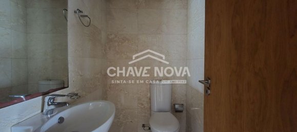 3 bedrooms Apartment in Matosinhos, Portugal No. 32261 10