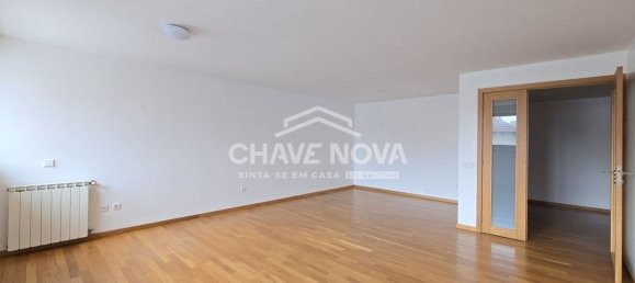 3 bedrooms Apartment in Matosinhos, Portugal No. 32261 8