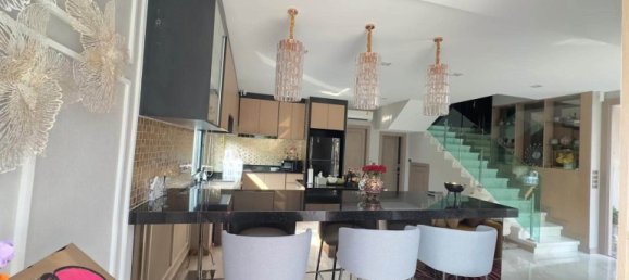 3 Schlafzimmer Haus in Pattaya, Thailand, Nr. 165675 5