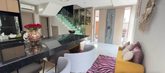 3 Schlafzimmer Haus in Pattaya, Thailand, Nr. 165675 4
