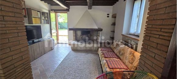 3 bedrooms House in Collazzone, Italy No. 266117 4